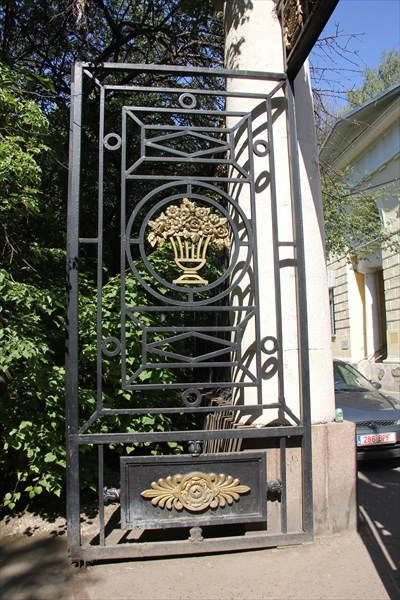 459-Парадный вход в Нескучный сад, 12 июня 2011 года